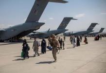 Talibán amenaza a EE.UU.; Advierte consecuencias si retrasan su retirada