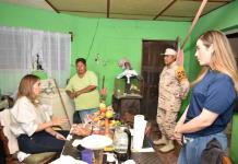 Atiende alcaldesa de Múzquiz a familias damnificadas por tormentas